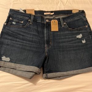 Levi’s denim jean shorts women dark wash brand new with tags size 18
